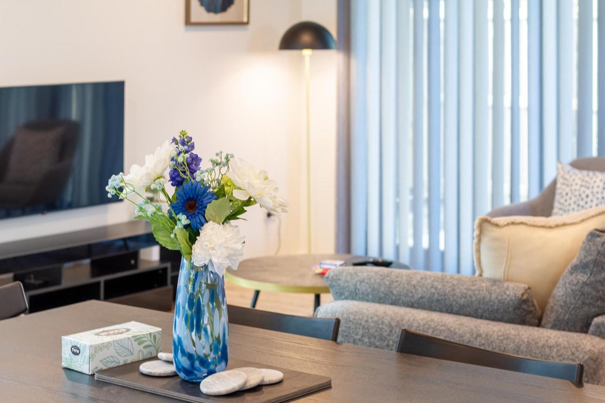 Apartment Urban Comfort And Parking Near Avebury Park Christchurch